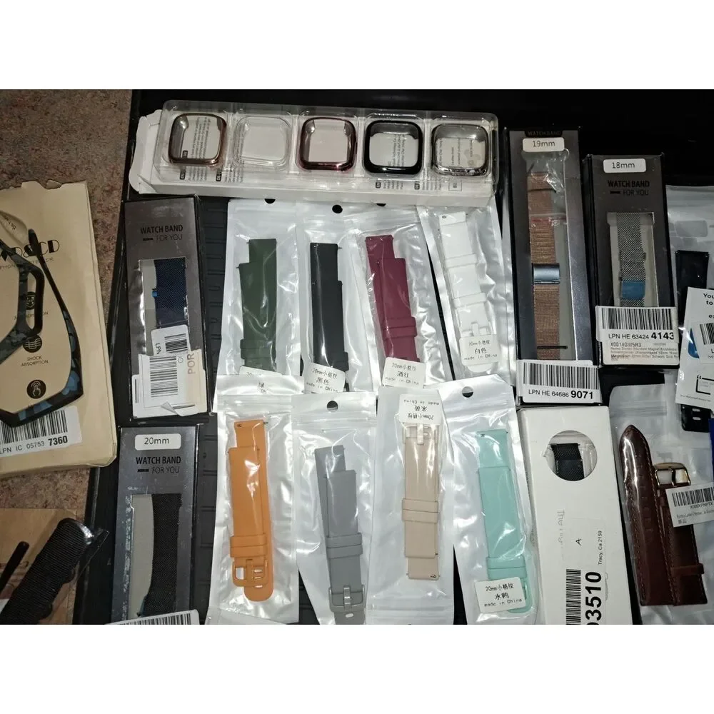 NIB-LOT Bundle of 40 New Watch Bands 20mm-38mm of Overstock from Europe